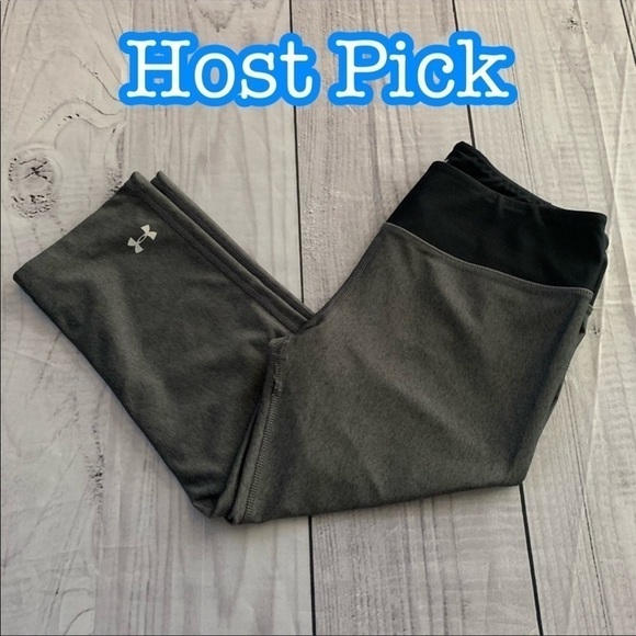 ✅2x Host Pick✅ Under Armour Heatgear Cropped Workout Pants, Small - Picture 1 of 8